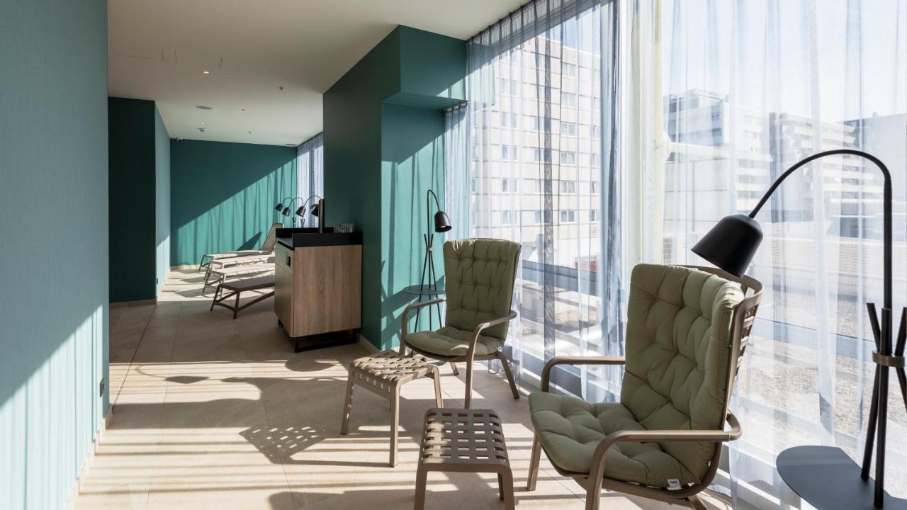 Hotel Centre By Ihg 4*